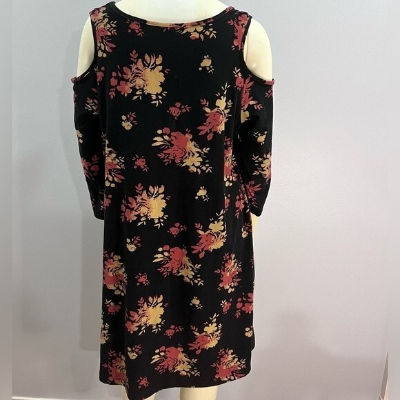 Mudd cold shoulder swing dress size XL - Picture 2 of 4